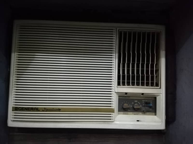 General window Ac 3