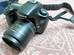 Canon 60d camera with bag and accessories