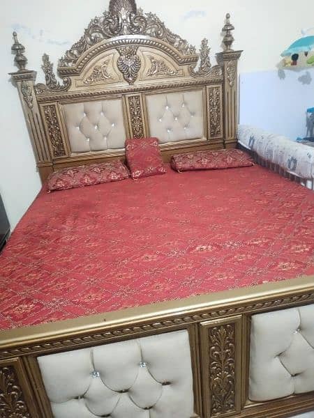 Brand new condition Bed set with coffee set 1