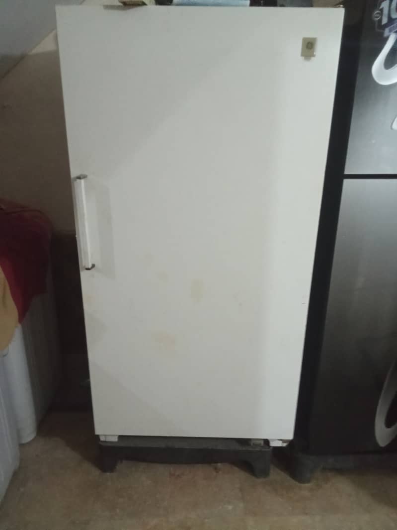 Refrigerator imported white color 1