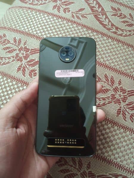 Moto Z3 force 4/64 4