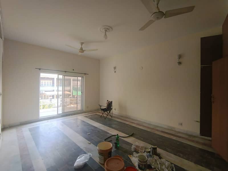2800 Sq Feet Upper Portion Available For Rent In I-8 Sector Islamabad 4