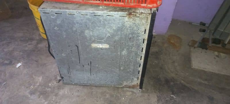 Electric & Gas Oven Ok Condition 6