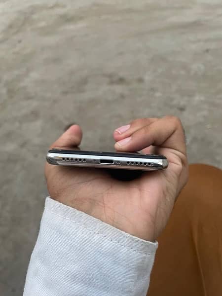 IPhone X non pta 64gb White colour 2