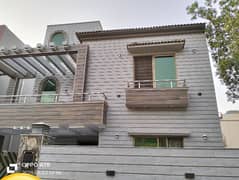 10 Marla luxury vip beautiful slightly used house for sale in bahria town Lahore