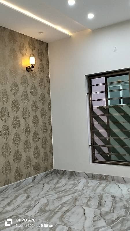 10 Marla luxury vip beautiful slightly used house for sale in bahria town Lahore 15