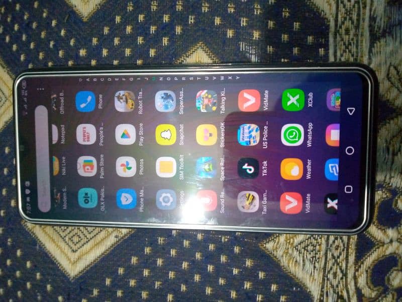 Infinix hot 9 play 3/64 7