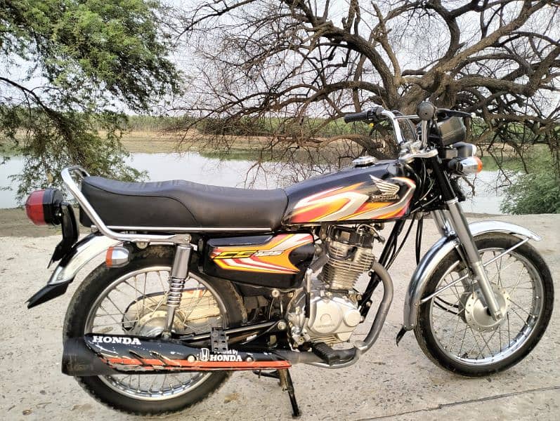 Honda 125 2022 model lush condition 1