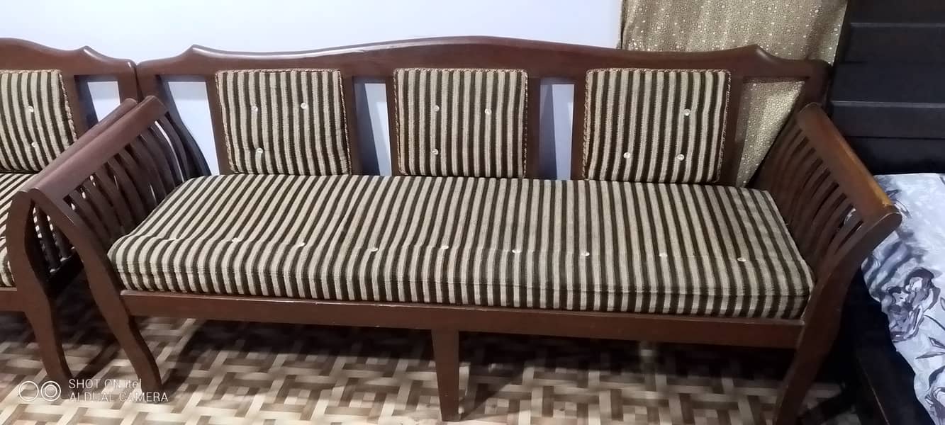 Sheshim wood 5 seater sofa set 5