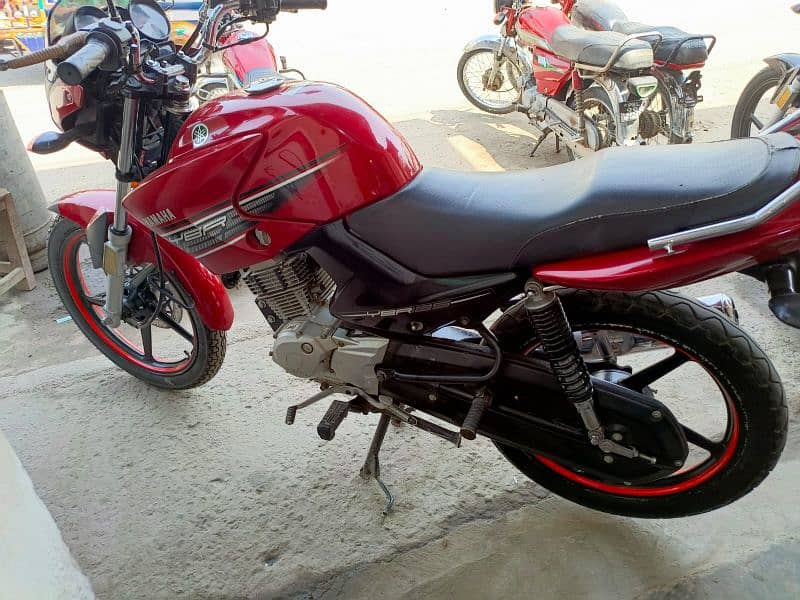 Yamaha ybr Good condition 10 by 10 2