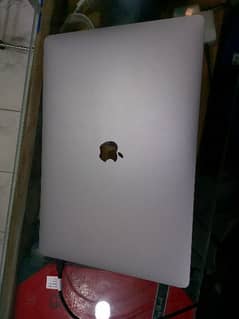 MacBook pro 2019