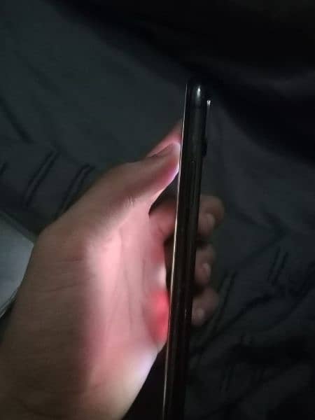 Iphone x 64gb factory unlocked non pta 3
