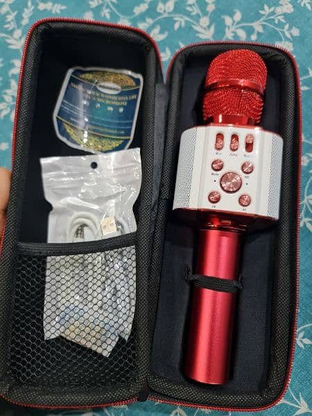 BANAOK Karaoke Mic with bluetooth speaker built in 2