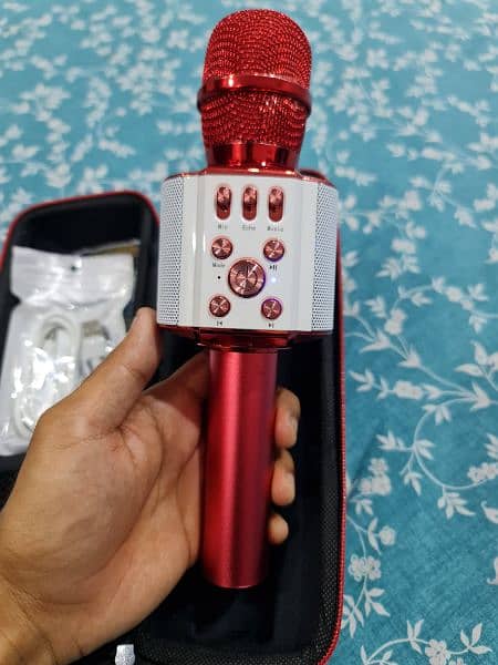 BANAOK Karaoke Mic with bluetooth speaker built in 6