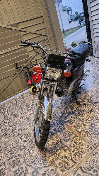 Honda CG 125 BLACK 2024 4