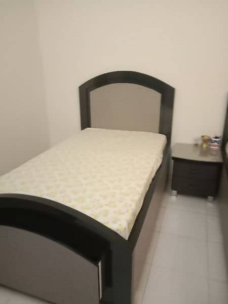 2 bed with side table just like new condition 2