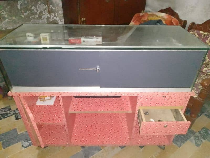 mobile shop counter table,new condition for sale,location muredk 3