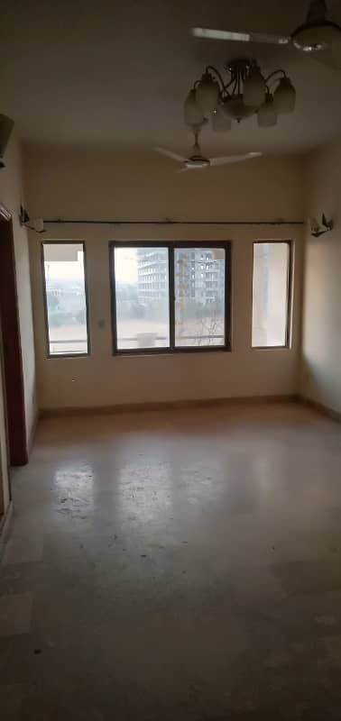 Ground Floor Flat For Sale Extra land 2400 seqfet 6