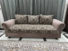 Comfy & Spacious Brown Floral 5-Seater Sofa Set (3+1+1)