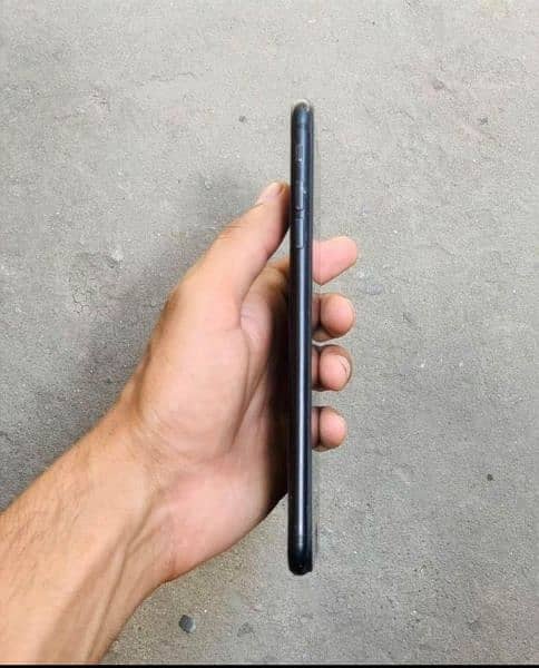 I phone 7 plus pta 128gb 100Health 10 by 10 condition no signal fault 2