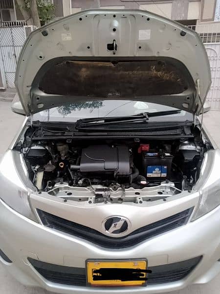 Toyota Vitz 2012/15 urjant sale 15