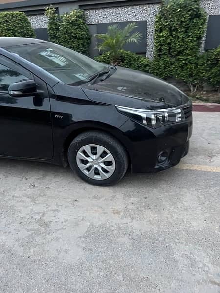 Toyota Corolla Gli 1.3 2016 Model 4