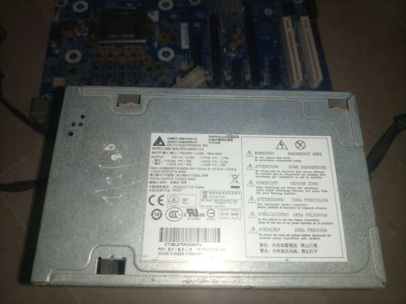 HP Z220 ( DEAD) with processor RAM, SUPPLY and LCD 19" 2