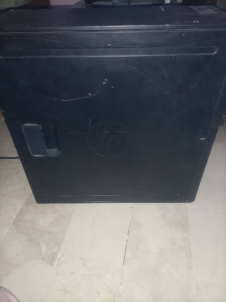 HP Z220 ( DEAD) with processor RAM, SUPPLY and LCD 19" 4
