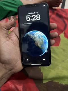 iPhone 11pro max 64 gb pta Dual Approved