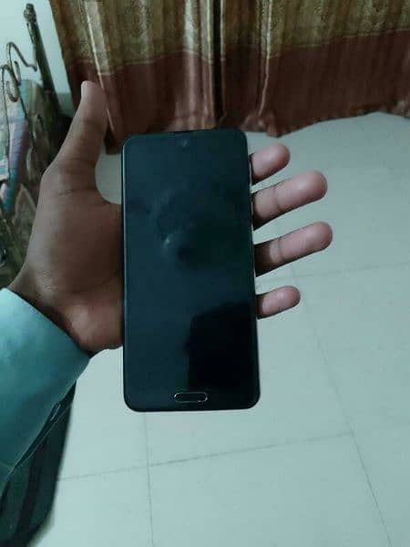 Aquos r2 4 64 gb non pta 0