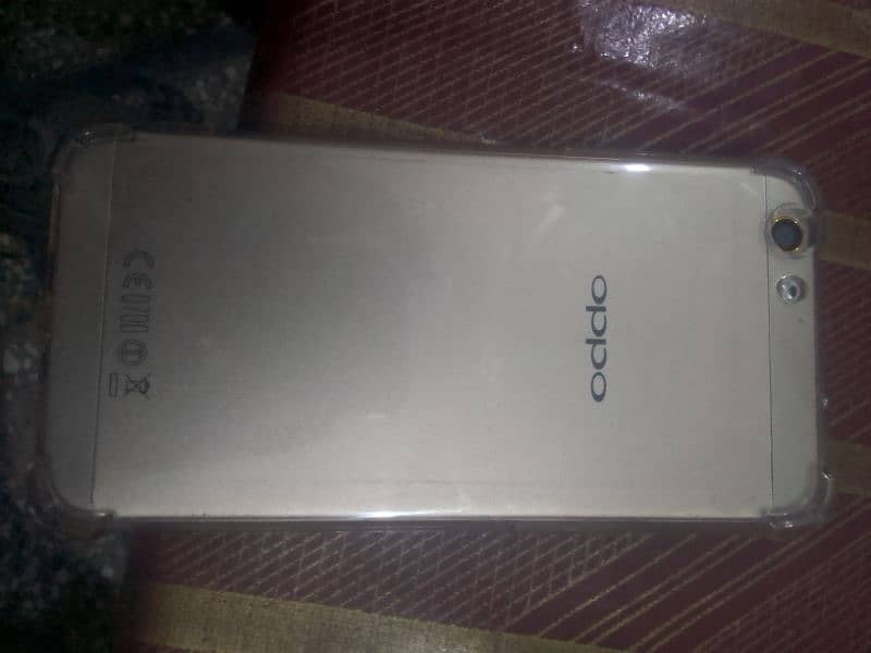 oppo f1s 4.64 memory 0