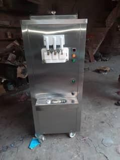 Ice Cream Machine