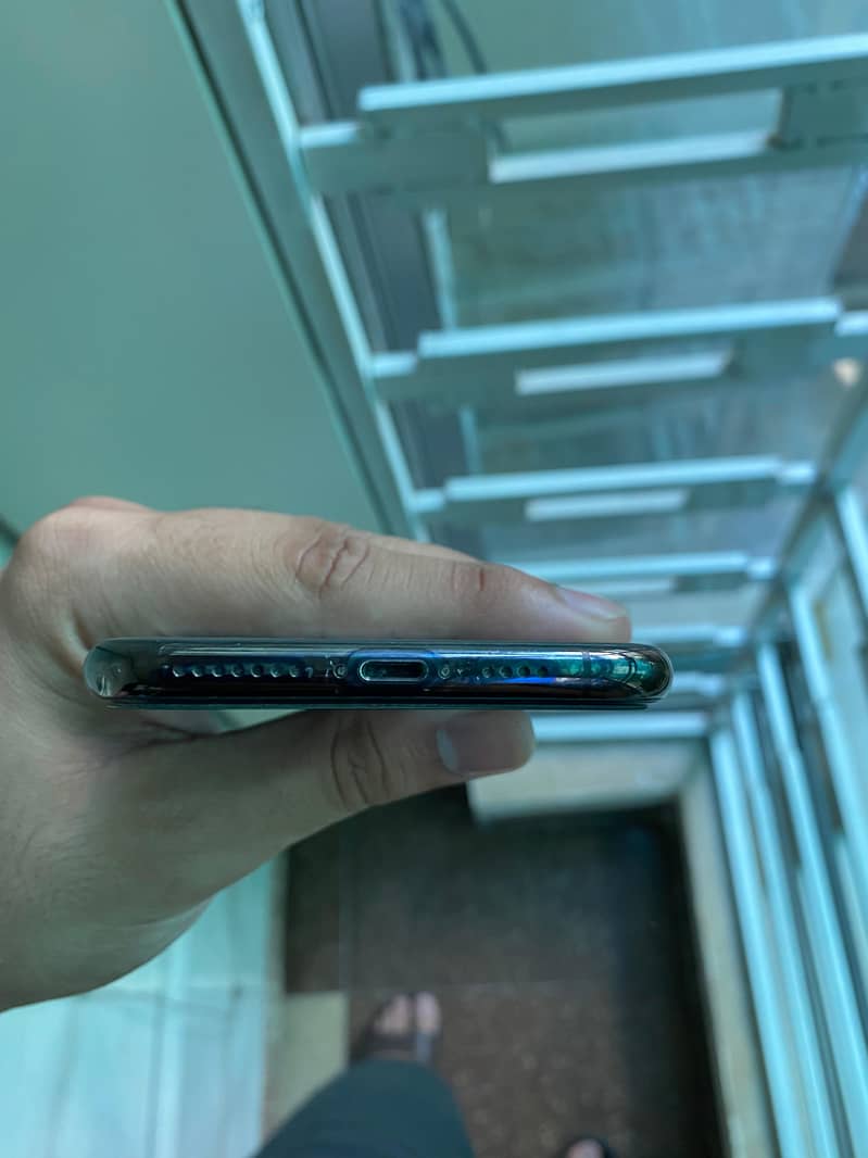 Iphone 11 pro max pta approved 5