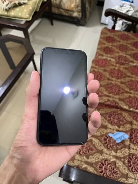 iPhone XR 64GB JV 6