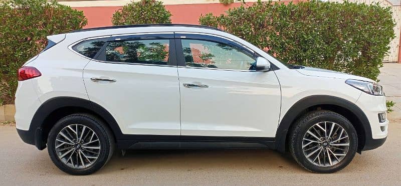 Hyundai Tucson 2021 AWD 42k mileage 1