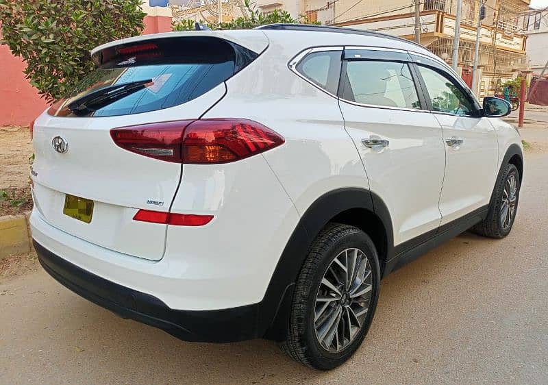 Hyundai Tucson 2021 AWD 42k mileage 14