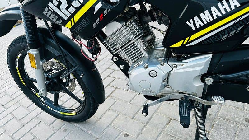 Yamaha YBR 125G 9