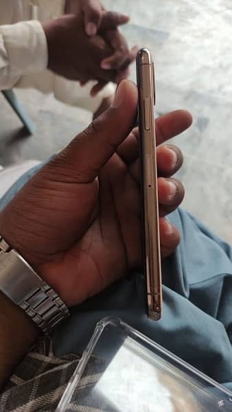 Iphone XS 64Gb PTA Aproved 1