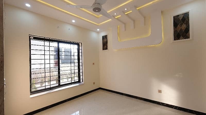 House Spread Over 1250 Square Feet In Chatha Bakhtawar Available 3