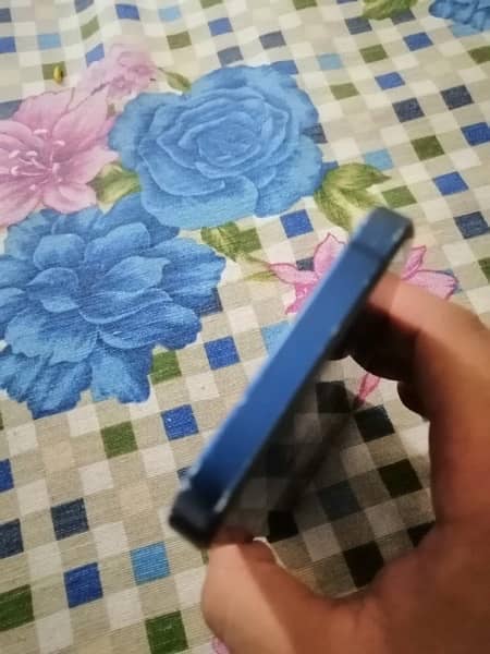 iPhone 12 128gb non pta 4