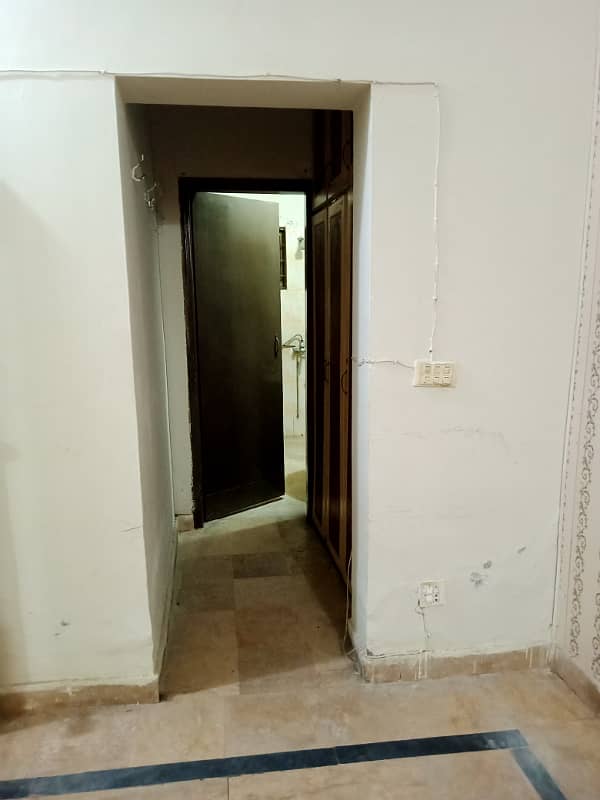 5 marla 1 bed neat lower portion for rent in alfalah near lums dha lhr 3