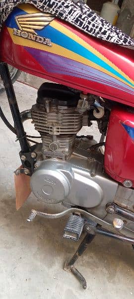 Honda CG125 2003 5