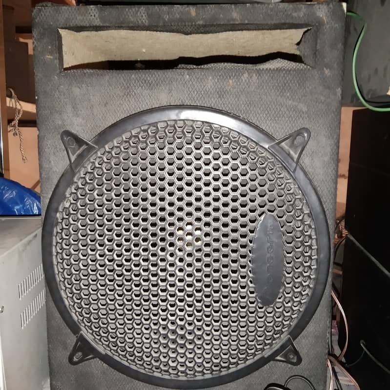 used speaker for sale 12". 1
