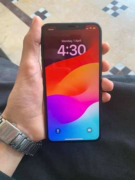 iphone xsmax 256gb 4