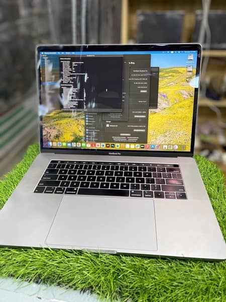 Macbook Pro 2018 16” Touch Bar -16Gb 1TB Ssd - 4Gb Graphics card - ci7 5