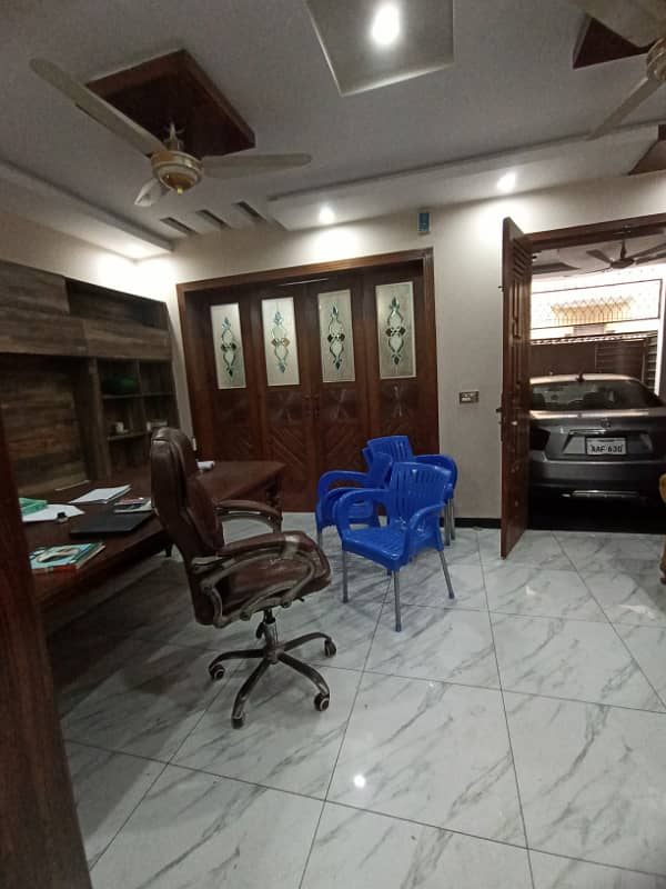 Allama Iqbal Town Nargis Block 5 Marla House For Sale 7