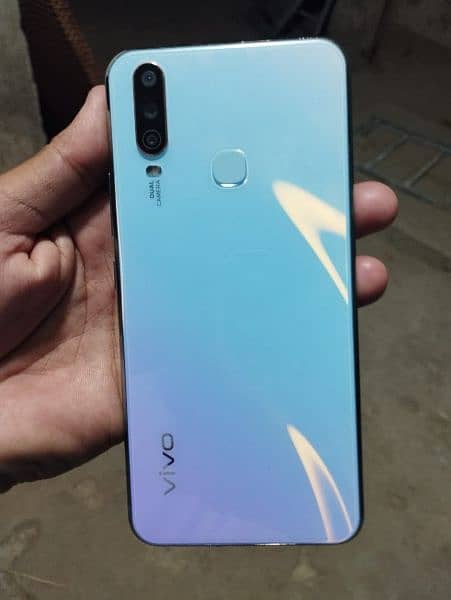 vivo y 17 1