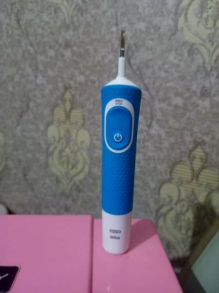 Brayn oral b tooth brush machine 1