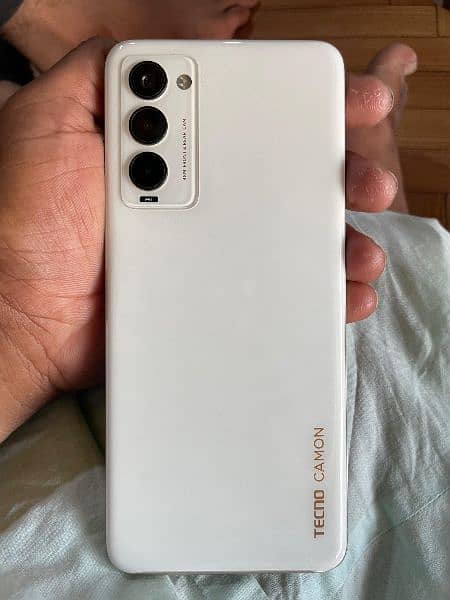 Tecno Camon 18T 4