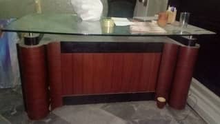 office table good condition 0